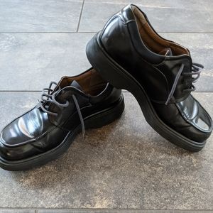 G. H. Bass black leather shoes